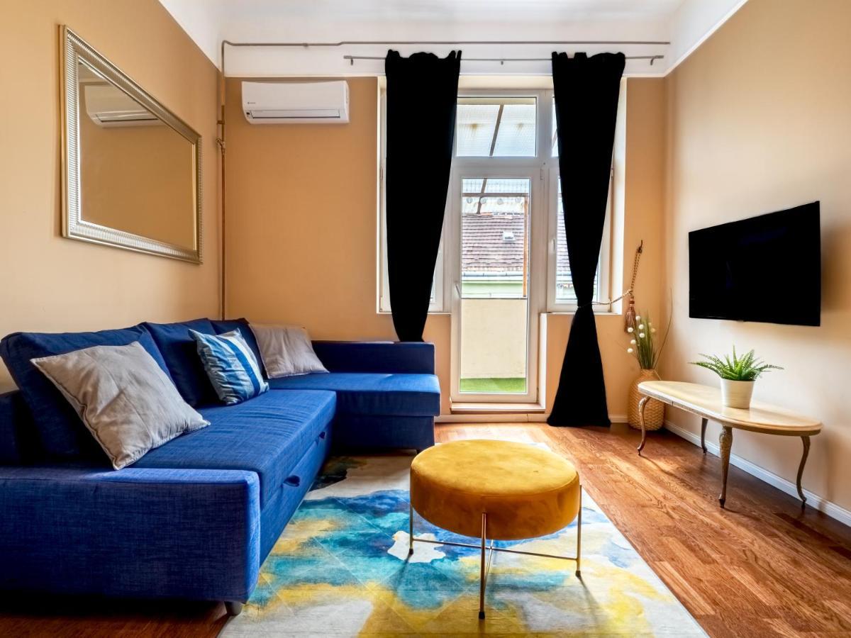 The Birdcage Apartment Budapest Exterior photo
