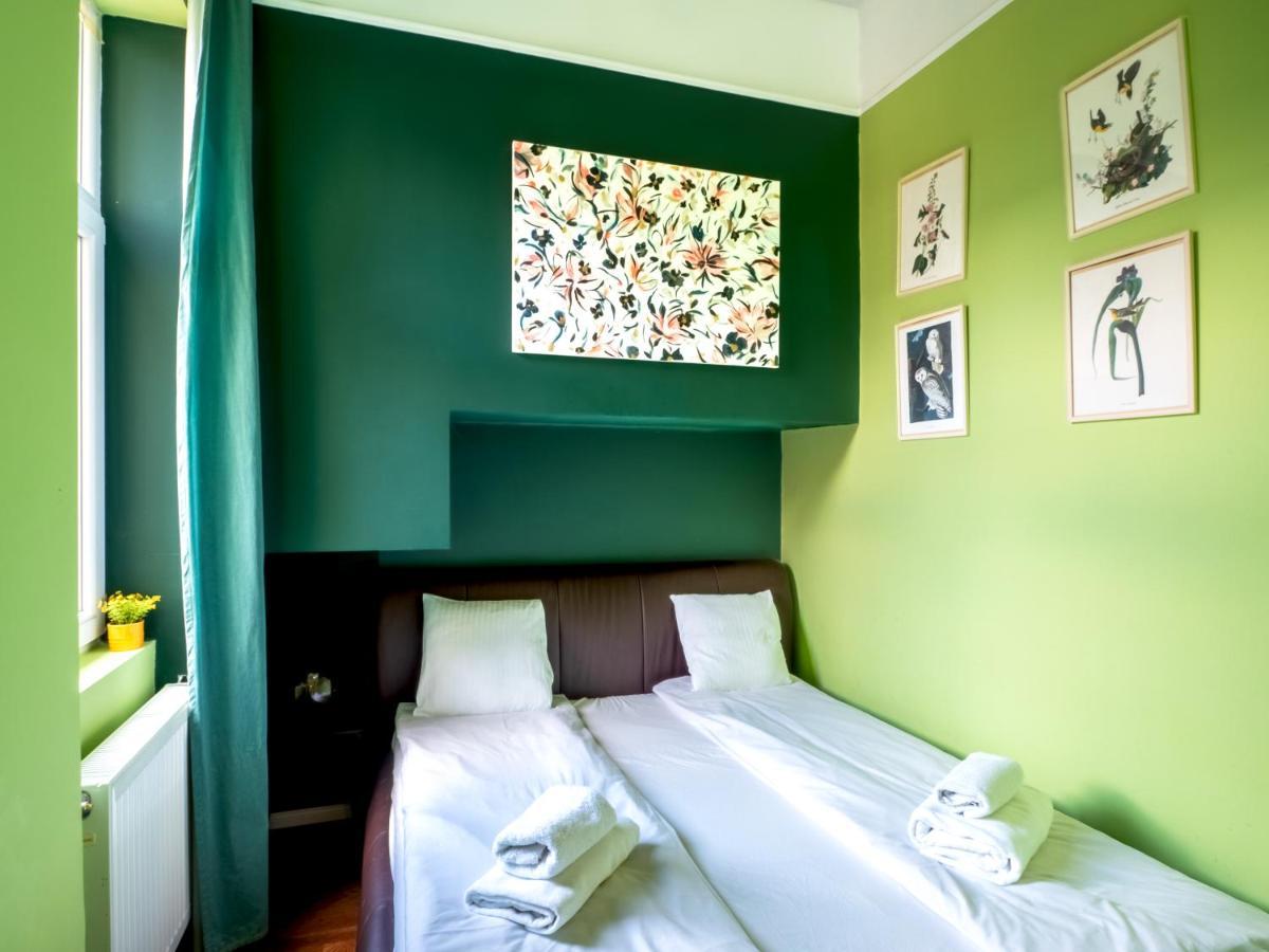 The Birdcage Apartment Budapest Exterior photo